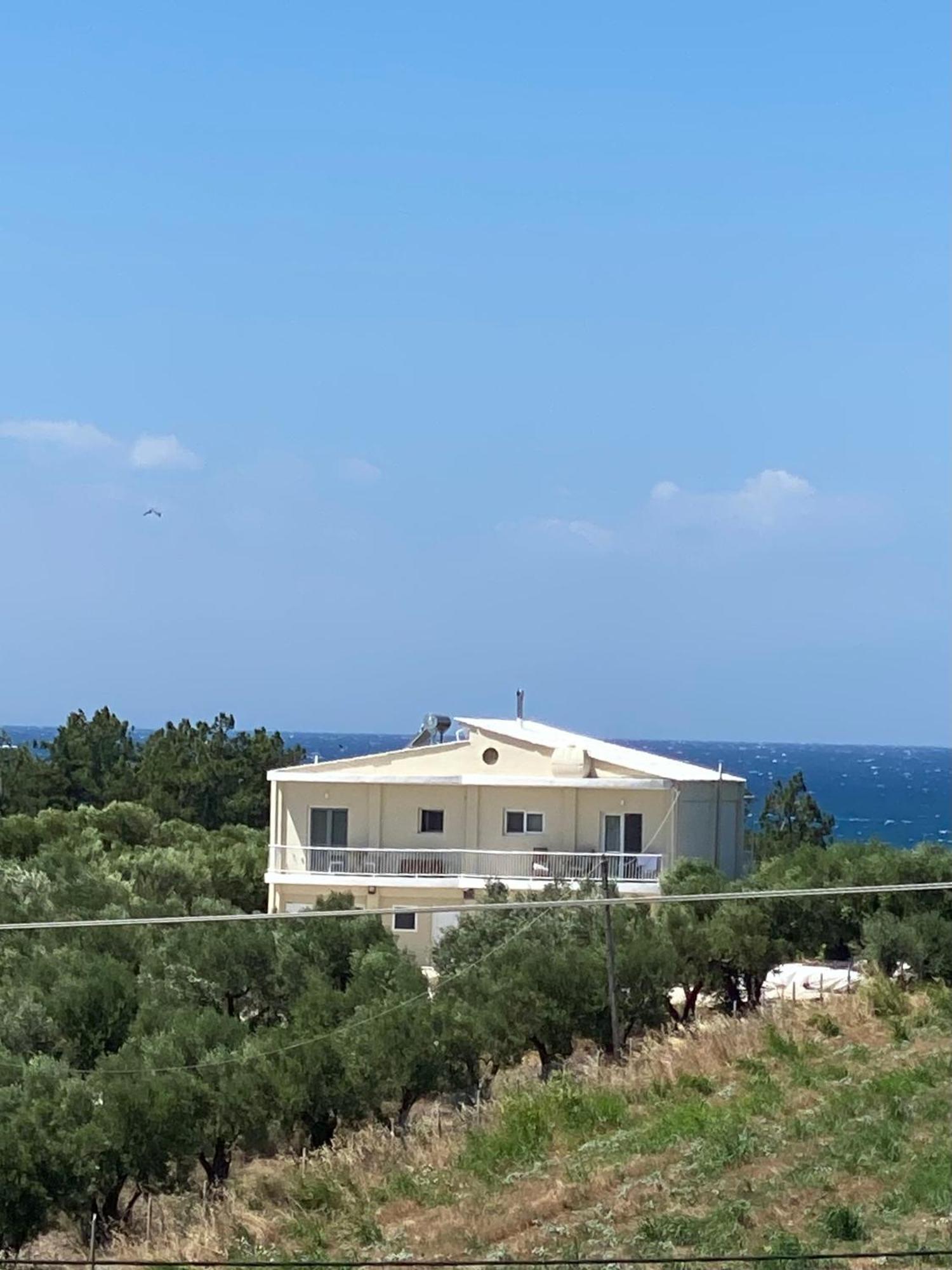 Villa Olymp Nea Poteidaia Exteriör bild